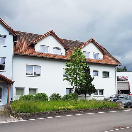 Monteurzimmer Obersulm Hotell Eksteriør bilde