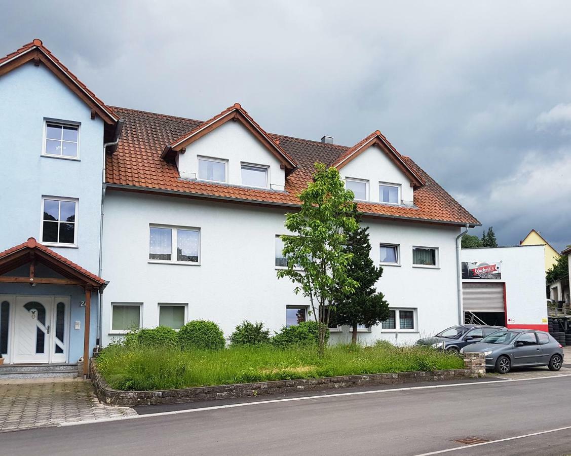 Monteurzimmer Obersulm Hotell Eksteriør bilde