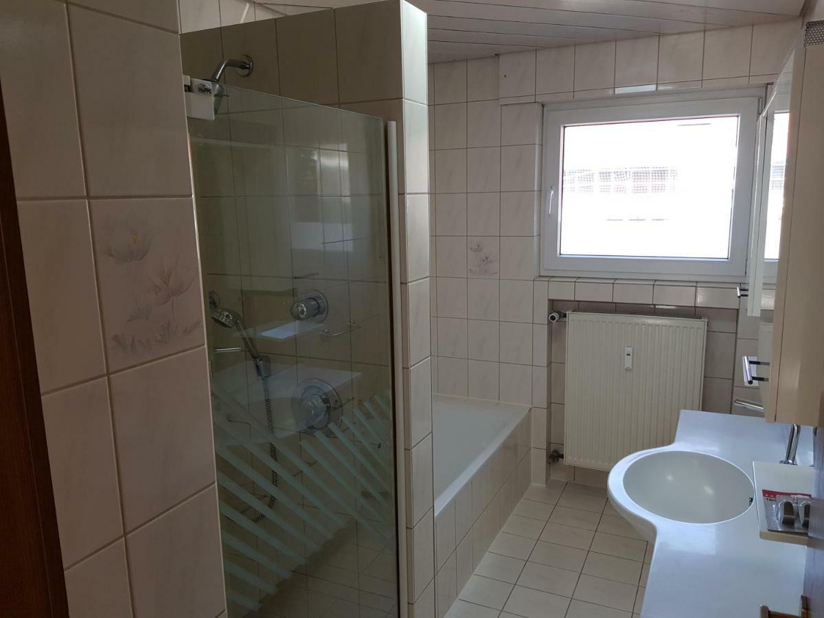 Monteurzimmer Obersulm Hotell Eksteriør bilde