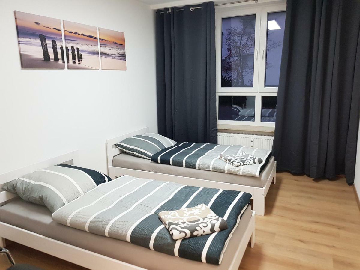 Monteurzimmer Obersulm Hotell Eksteriør bilde