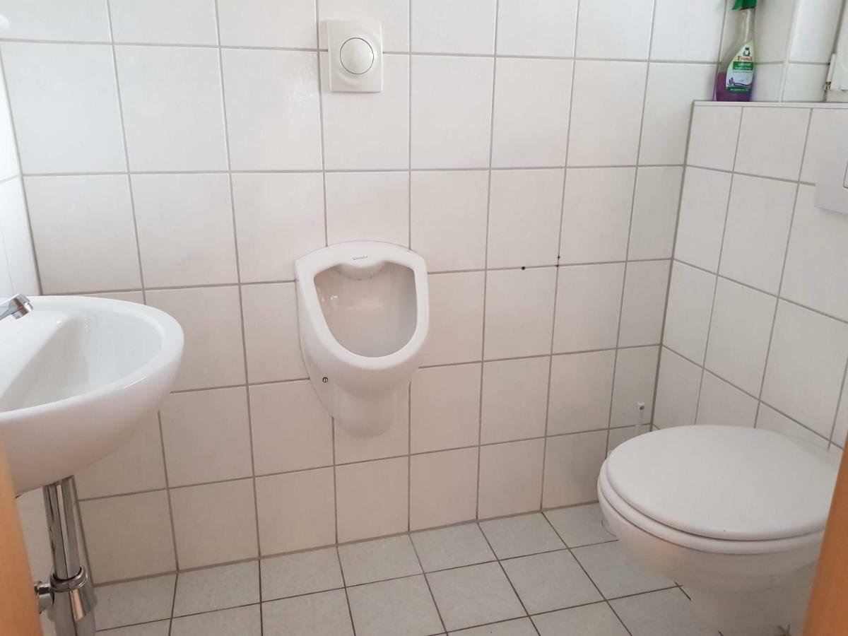 Monteurzimmer Obersulm Hotell Eksteriør bilde