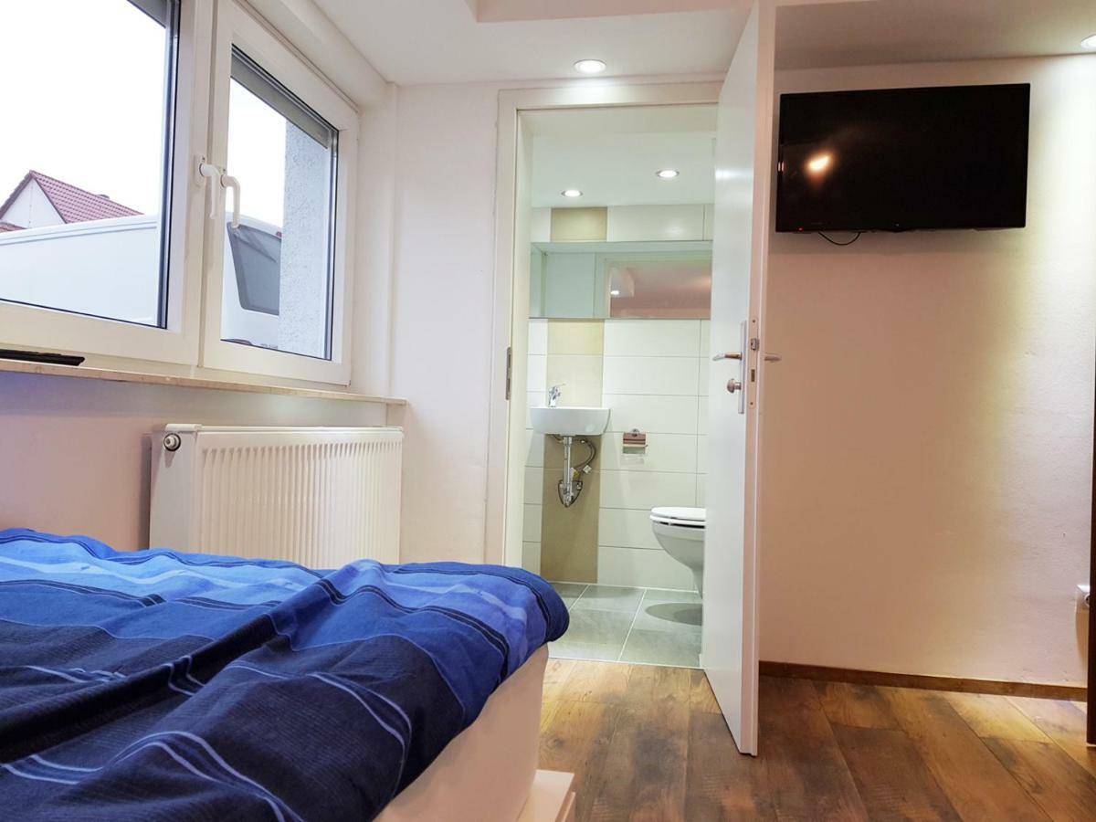 Monteurzimmer Obersulm Hotell Eksteriør bilde